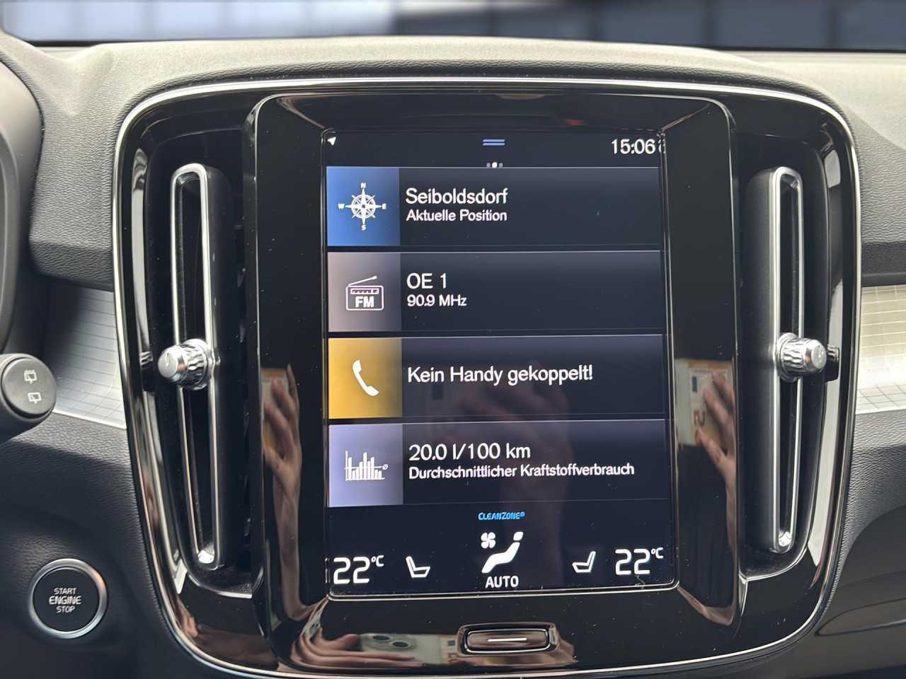 Volvo  XC40 Bluetooth Navi LED Klima Einparkhilfe el. Fenster