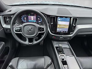 Volvo  XC 60 R Design AWD Bluetooth Navi LED Klima Einparkhilfe el. Fenster