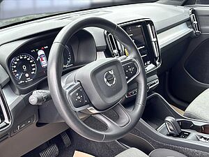 Volvo  XC40  Bluetooth Navi LED Klima Einparkhilfe el. Fenster