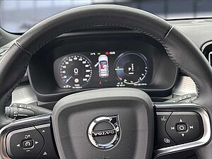 Volvo  XC40  Bluetooth Navi LED Klima Einparkhilfe el. Fenster