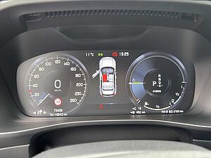 Volvo  XC40  Bluetooth Navi LED Klima Einparkhilfe el. Fenster