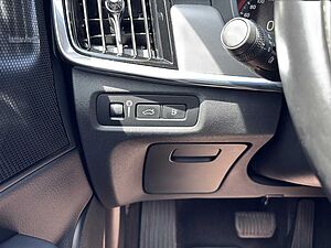 Volvo  Bluetooth Navi LED Vollleder Klima Einparkhilfe el. Fenster