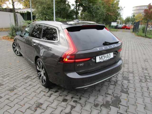 Volvo  Plus Bright B4 Benzin StandHZG Navi Leder digitales Cockpit Memory Sitze