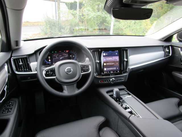 Volvo  Plus Bright B4 Benzin StandHZG Navi Leder digitales Cockpit Memory Sitze