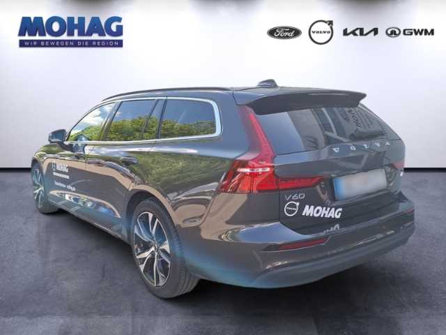 Volvo  Kombi B3 Benzin EU6d Core digitales Cockpit Memory Sitze Soundsystem LED Kurvenl