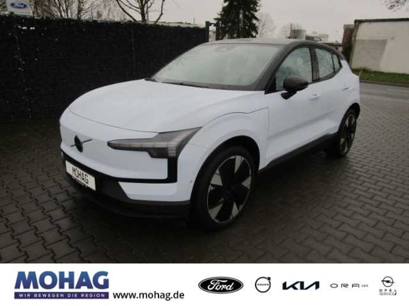 Volvo  AWD Performance Pure Electric Twin Ultra Allrad StandHZG Panorama Memory Sitze