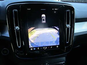 Volvo  2WD B3 EU6e Core Navi digitales Cockpit Soundsystem HarmanKardon LED AppleCarPla