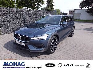 Volvo  Cross Country AWD B4 Diesel EU6d Pro Allrad StandHZG AHK Navi Leder digitales Co