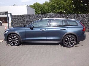 Volvo  Cross Country AWD B4 Diesel EU6d Pro Allrad StandHZG AHK Navi Leder digitales Co