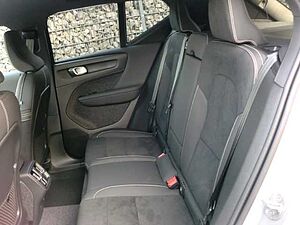 Volvo  2WD B3 EU6d Plus Dark digitales Cockpit Memory Sitze Soundsystem HarmanKardon LE