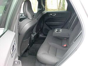 Volvo  Core 2WD B4 Diesel EU6d AHK-el. klappb. Navi digitales Cockpit Soundsystem LED S