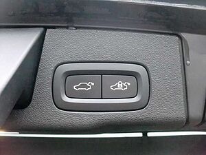 Volvo  Inscription AWD D5 EU6d-T HUD AD Navi Leder digitales Cockpit Memory Sitze Sound