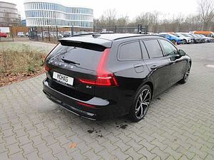 Volvo  Kombi B4 Benzin EU6d Plus Dark Leder digitales Cockpit Memory Sitze Soundsystem