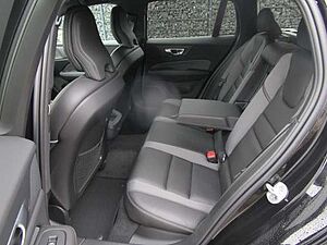 Volvo  Kombi B4 Benzin EU6d Plus Dark Leder digitales Cockpit Memory Sitze Soundsystem