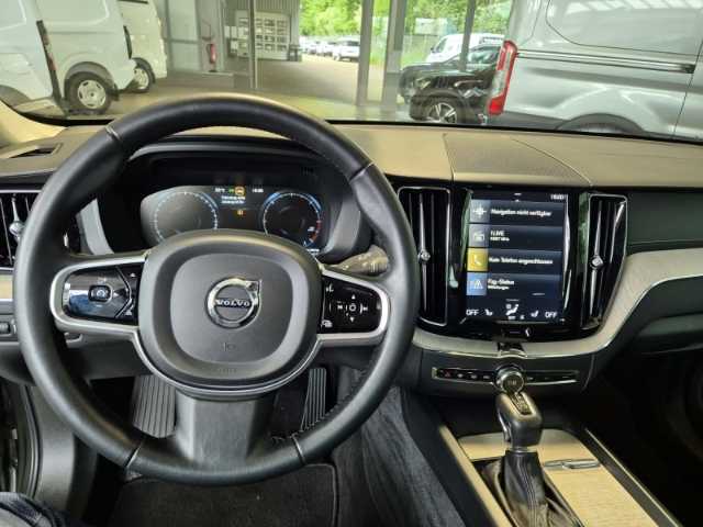 Volvo  Inscription D4 FWD - ACC, Kamera