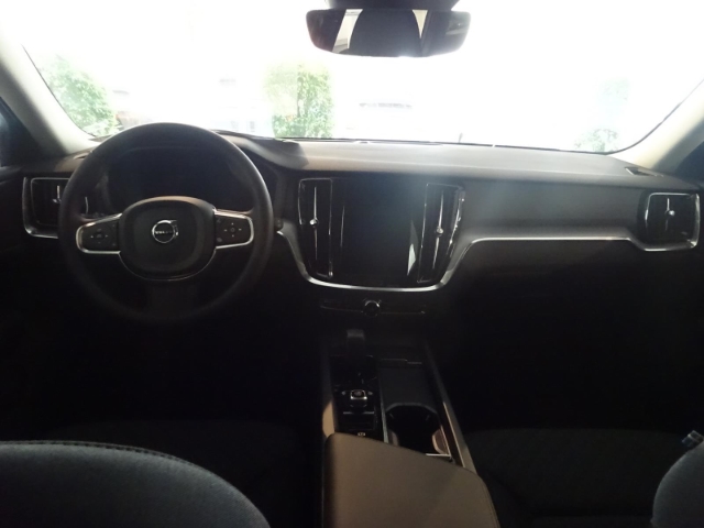Volvo  Core B3 - ACC - Kamera - LED - SOFORT VERFÜGBAR