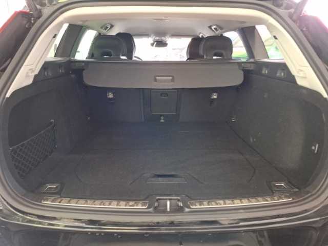 Volvo  Core B3 DCT - 18-Zoll, ACC, Kamera