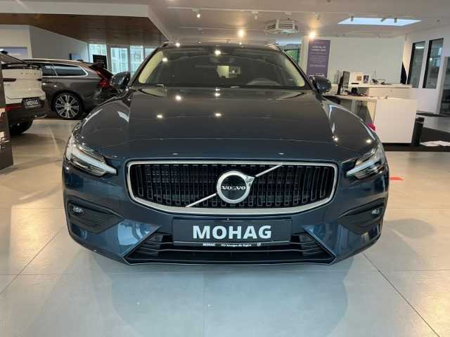 Volvo  Core B3 DCT - 18-Zoll, ACC, BLIS, Kamera