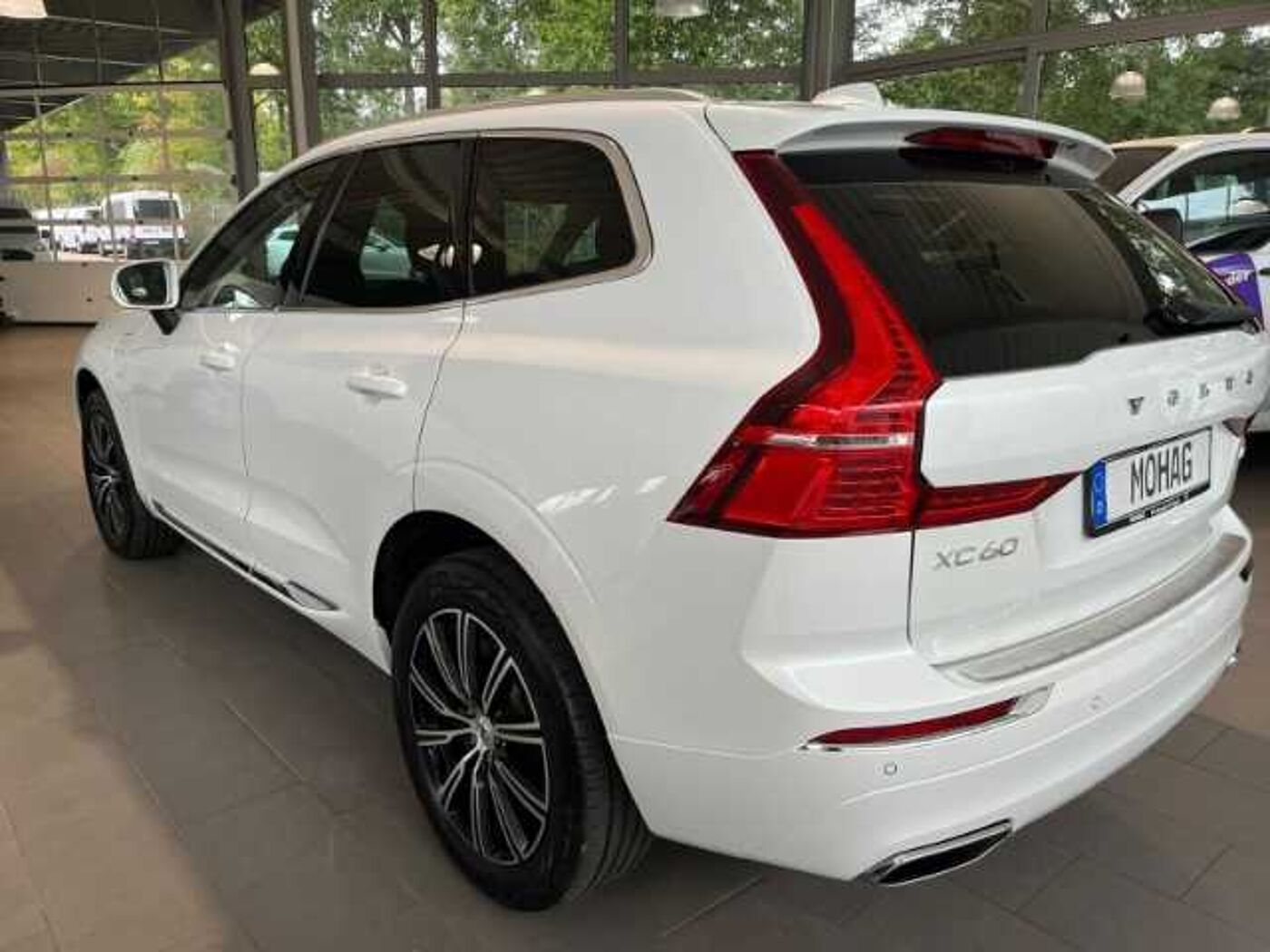 Volvo  Inscription T8 AWD Pano AHK StandHz ACC BLIS H&K