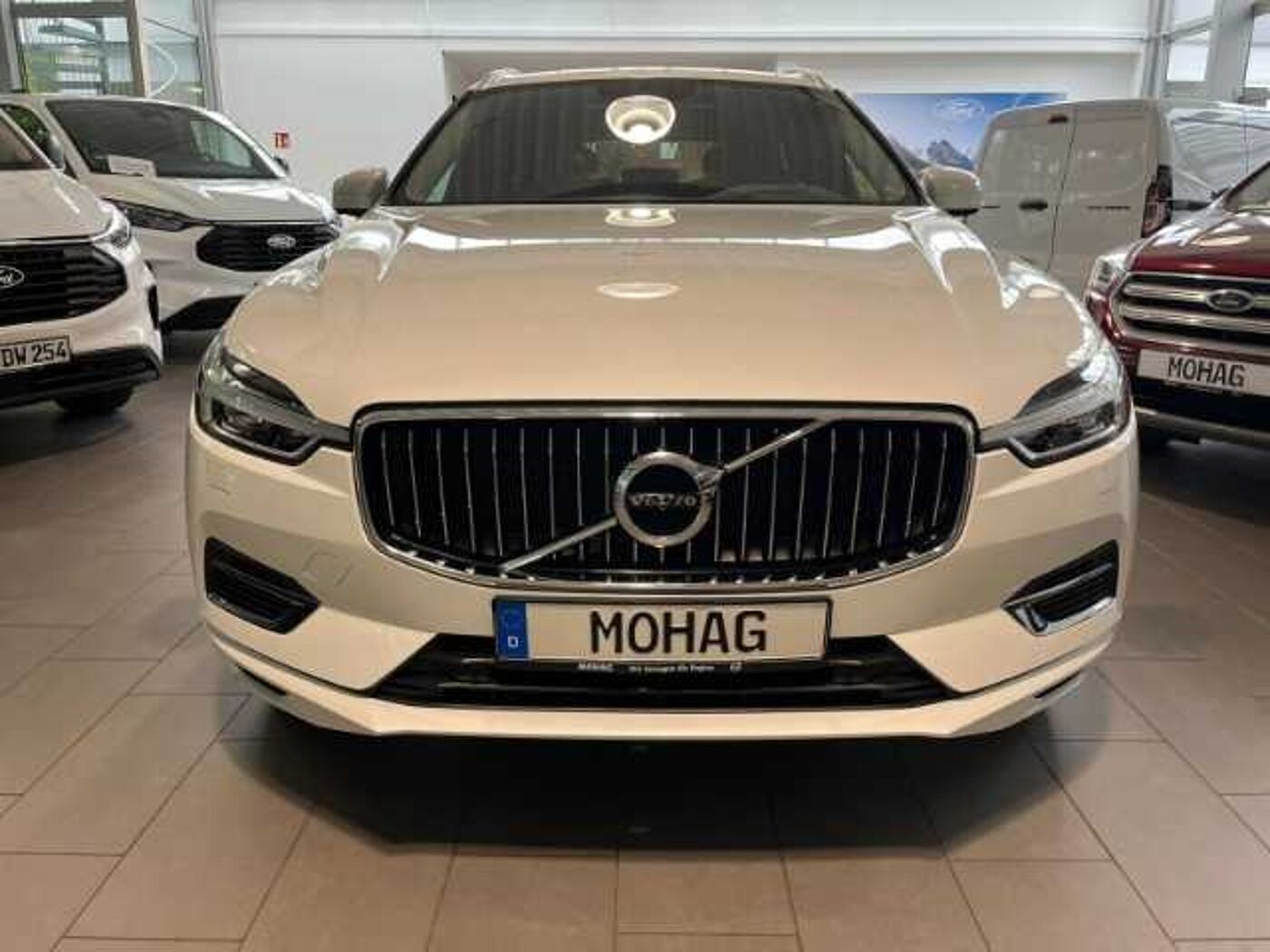 Volvo  Inscription T8 AWD Pano AHK StandHz ACC BLIS H&K