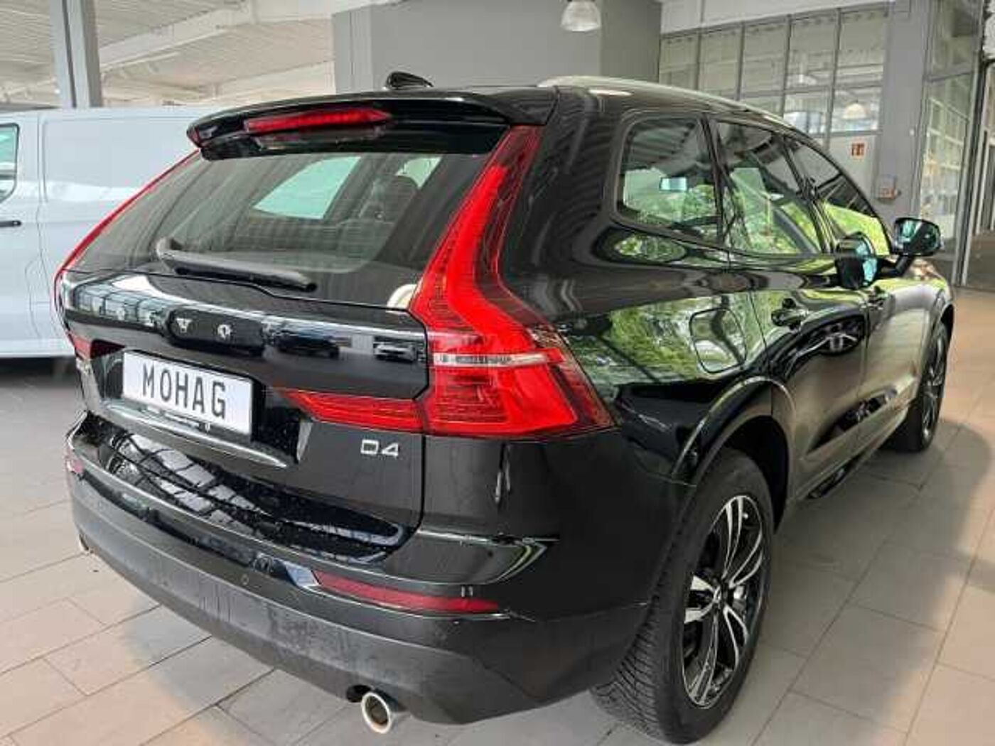 Volvo  Momentum D4 FWD - Leder, LED, Navi