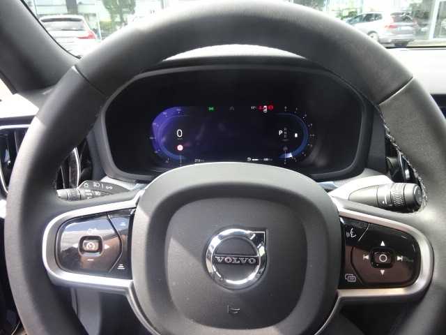 Volvo  Plus Dark B4 - Navi, ACC, Standheizung