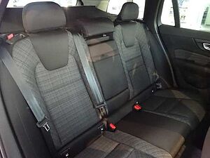 Volvo  Core B3 - ACC - Kamera - LED - SOFORT VERFÜGBAR
