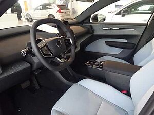 Volvo  Ultra Twin Motor AWD - 20-Zoll, Winter-Paket