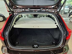 Volvo  Momentum Pro B5 Polster Beige H&K BLIS 360°