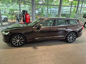 Volvo  Momentum Pro B5 Polster Beige H&K BLIS 360°