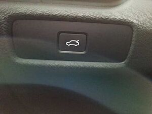 Volvo  Core B3 DCT - 18-Zoll, ACC, Kamera