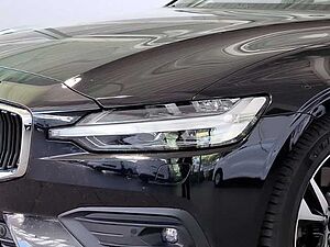 Volvo  Core B3 DCT - 18-Zoll, ACC, Kamera