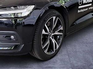 Volvo  Core B3 DCT - 18-Zoll, ACC, Kamera