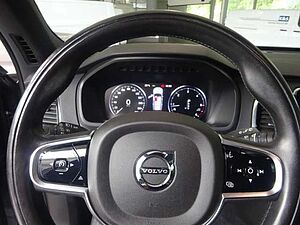 Volvo  Momentum D5 AWD - Standh. ,Panorama, AHK schw.