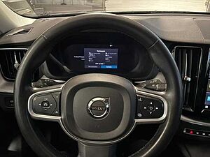 Volvo  B4 D Momentum Pro Head-Up Carplay Navi LED Kamera