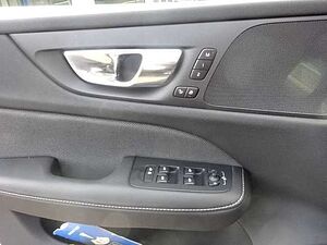 Volvo  Plus Dark B4 - Navi, ACC, Standheizung