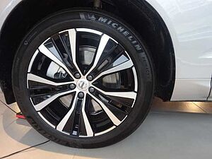 Volvo  Plus Dark B4 FWD - ACC,360°, Standh.