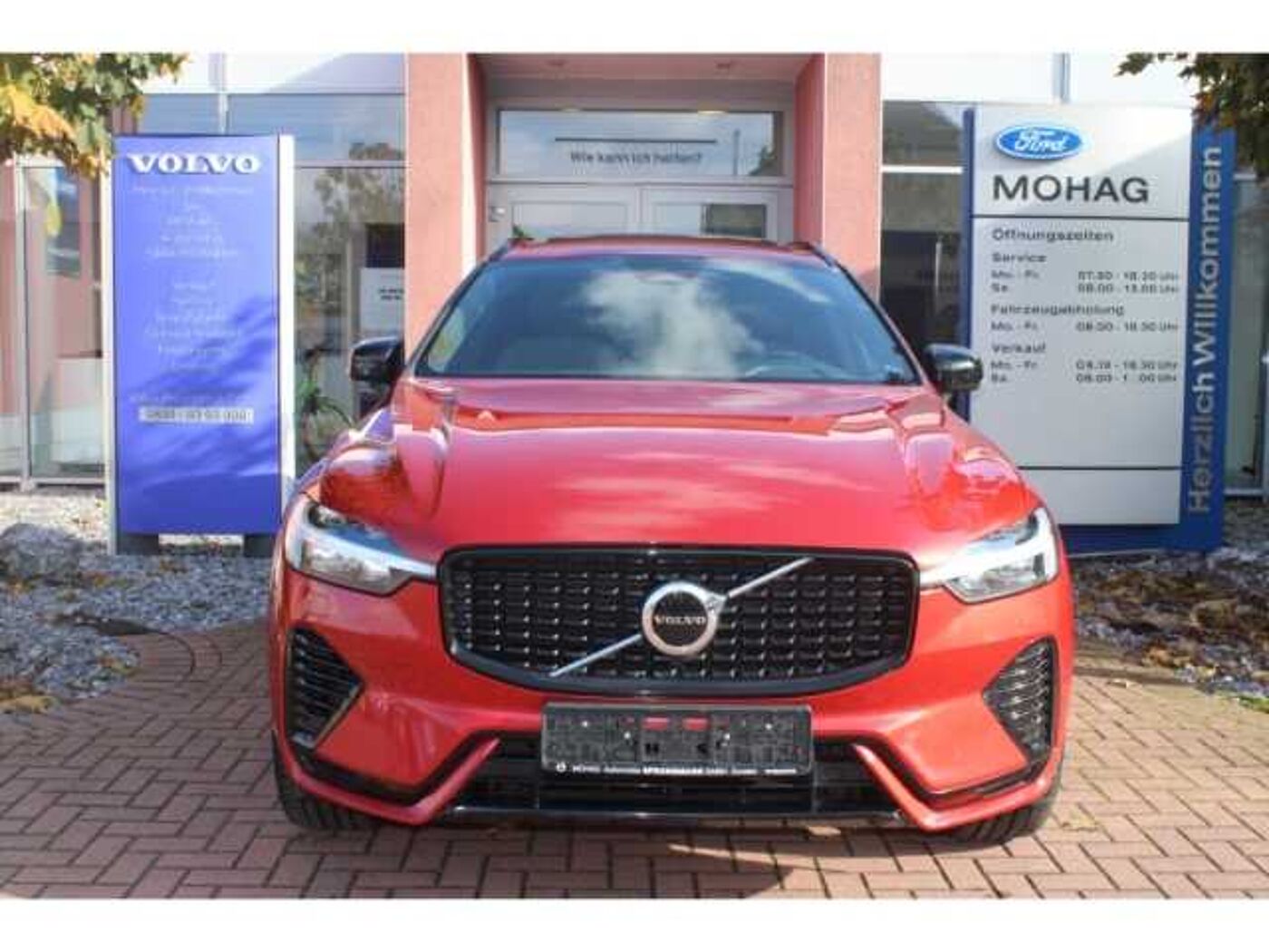 Volvo  T6 AWD Plug-In Hybrid R-Design mit Panorama, Kamera,21zoll, VollLED, HarmanKardon, A