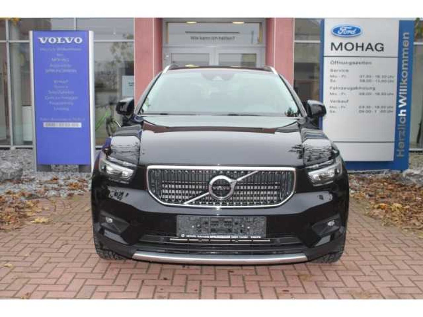 Volvo  T3 Momentum Pro mit Navi, Kamera, VollLED, PDC, Sitzheizung, CarPlay