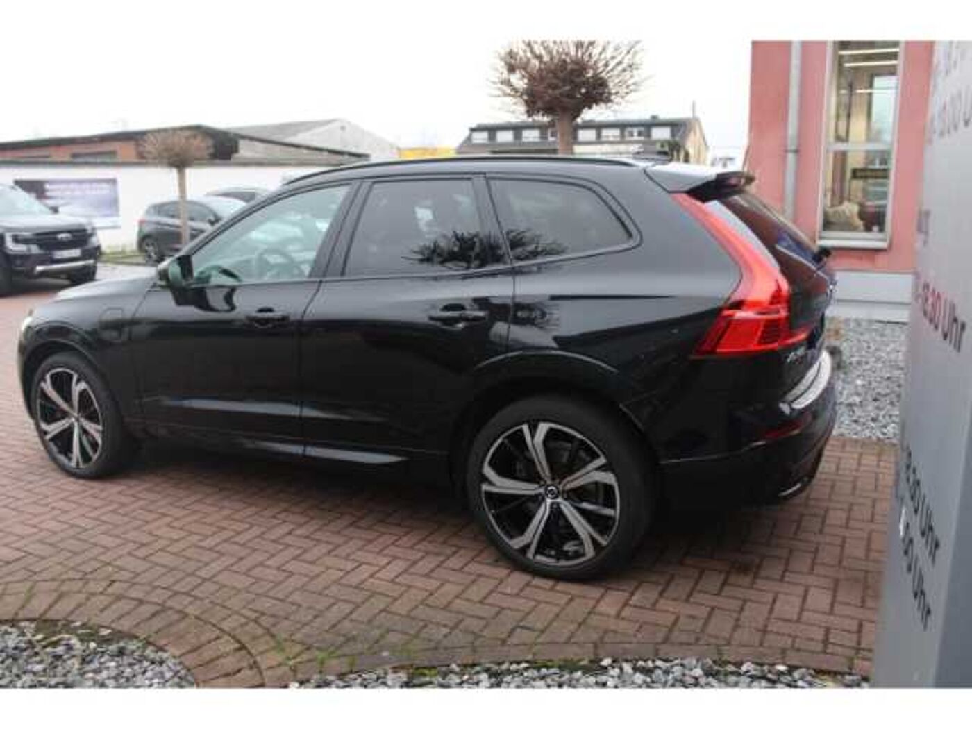 Volvo  T6 AWD Plug-In Hybrid R-Design mit 360Kamera,21zoll, ACC, BliS, Google, PDC