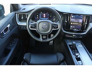 Volvo  R Design PHEV AWD T6 PilotAssist HuD Panoramadach 360Kamera