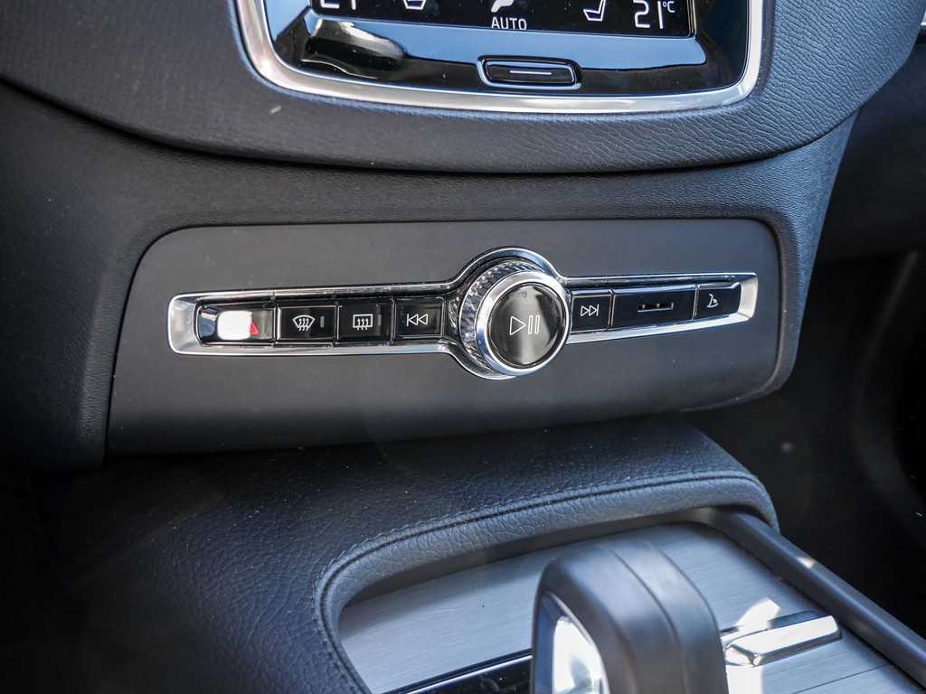Volvo  T8 Recharge Inscription Expression AWD Pano HUD Luft 360°