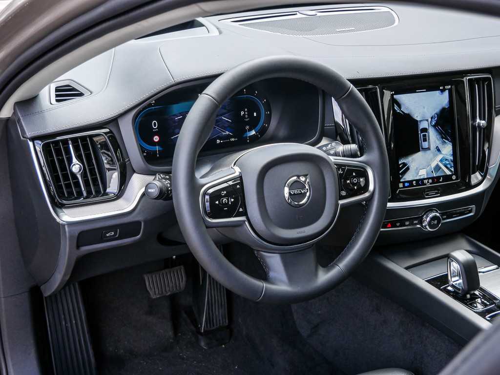 Volvo  Ultimate Dark ACC 360° Stdhzg Google Sport