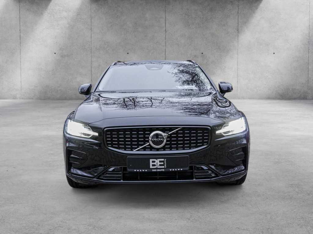 Volvo  B4 Plus Dark Navi ACC Kam SHZ LH BLIS