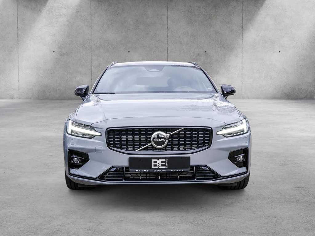 Volvo  B4 Plus Dark TH ACC BLIS Navi Kam SHZ LH