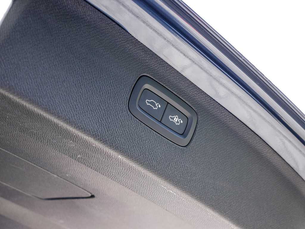 Volvo  T8 Recharge Plus Bright AWD 360° AHK H-K