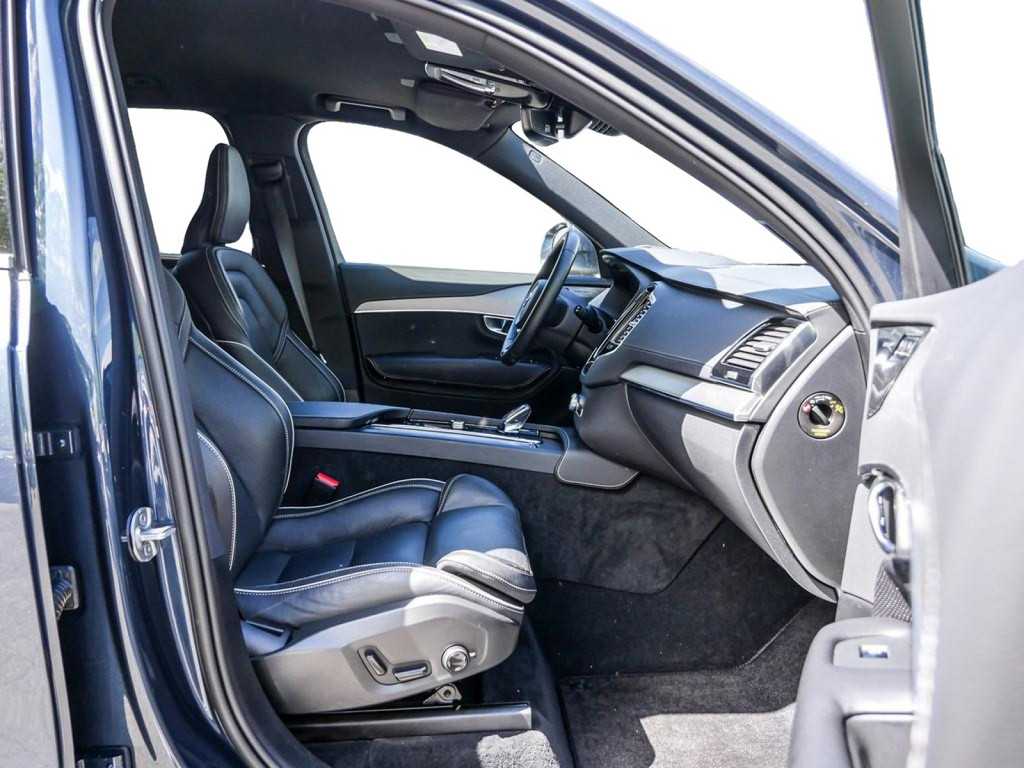 Volvo  T8 Recharge Plus Bright AWD 360° AHK H-K