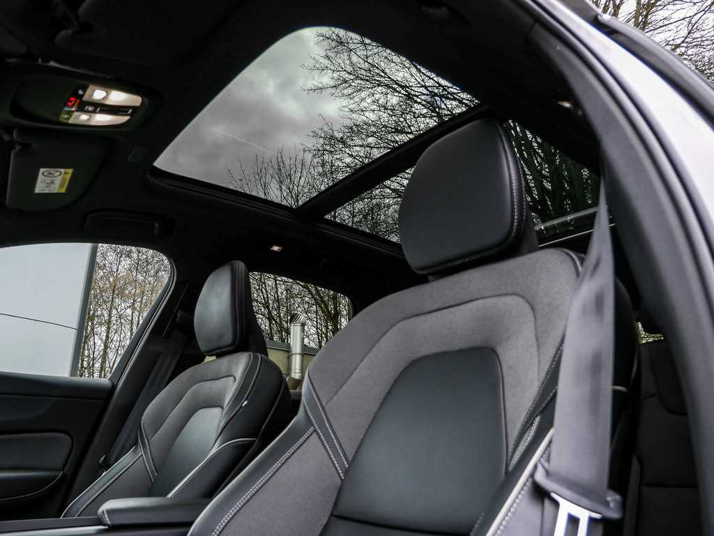 Volvo  T8 Inscription Recharge Plug-In Hybrid AWD ACC Pano Navi