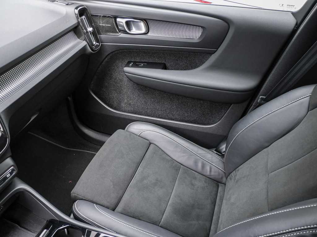 Volvo  T5 Recharge R-Design ACC HK NAVI KAM