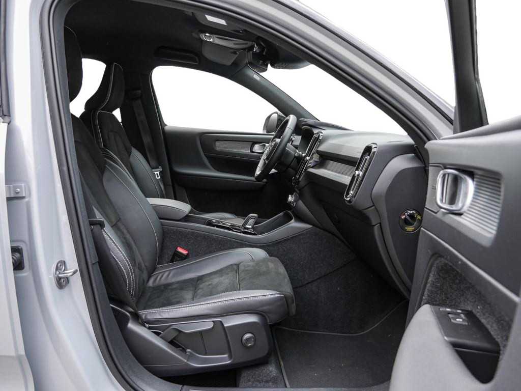 Volvo  T5 Recharge R-Design ACC HK NAVI KAM